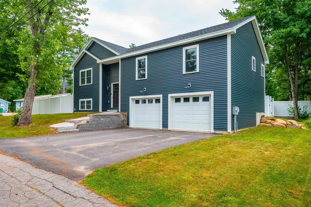 Unit for sale at 9 Lawn, Rochester, NH 03867