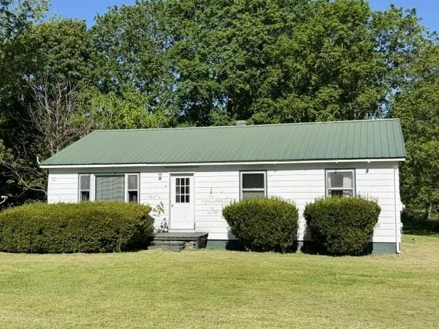 Unit for sale at 141 Roberts, Poultney, VT 05764