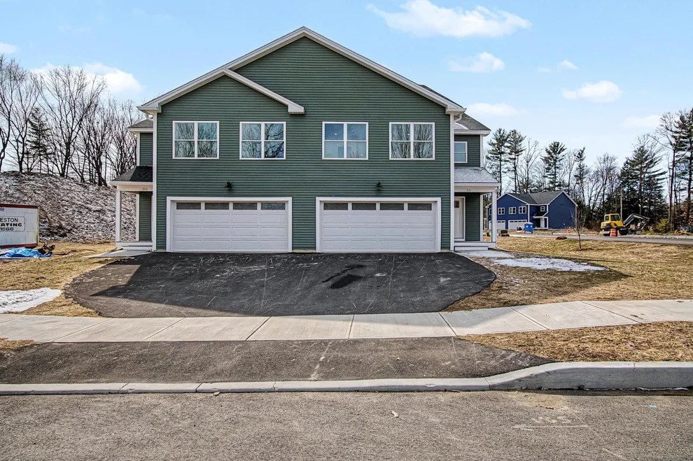 Unit for sale at 101 Elsa, Essex, VT 05452