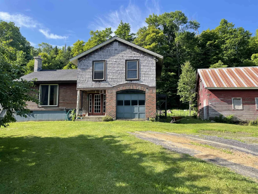 Unit for sale at 1422 Cabot, Woodbury, VT 05681