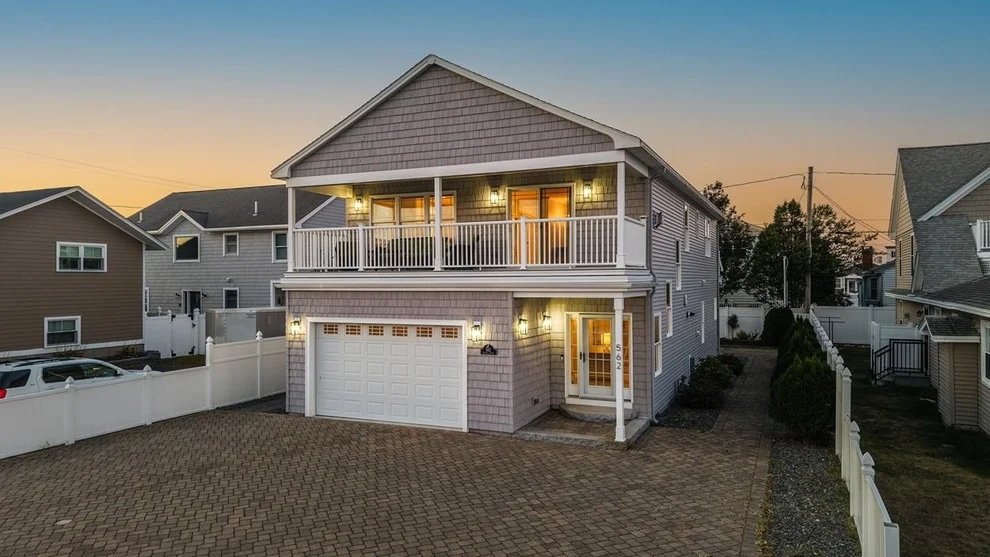 Unit for sale at 562 Nashua, Seabrook, NH 03874