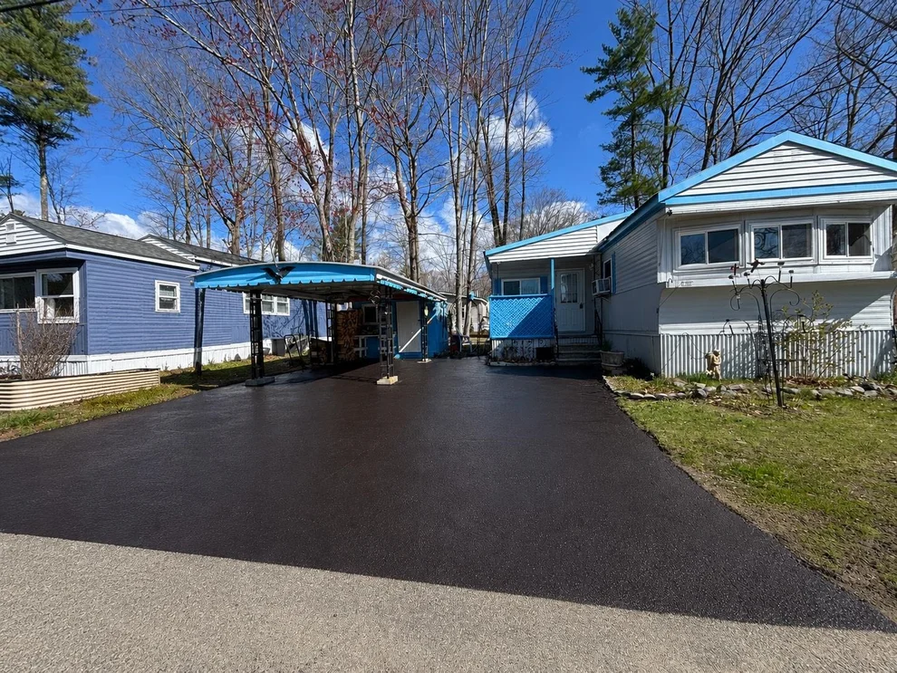 Unit for sale at 519 Canterbury, Exeter, NH 03833