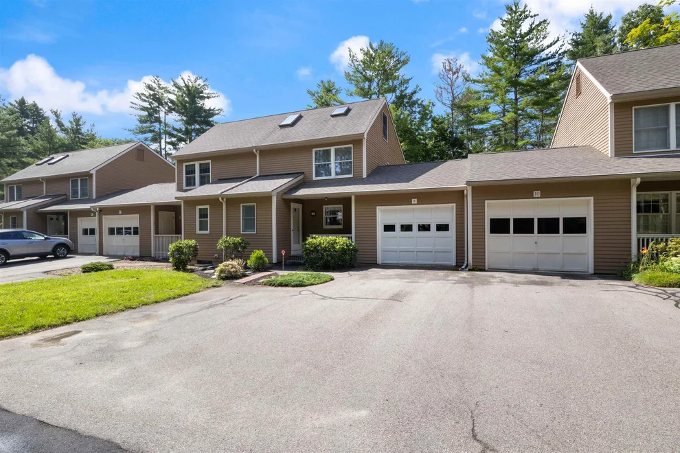 Unit for sale at 8 Swaan, Lee, NH 03861