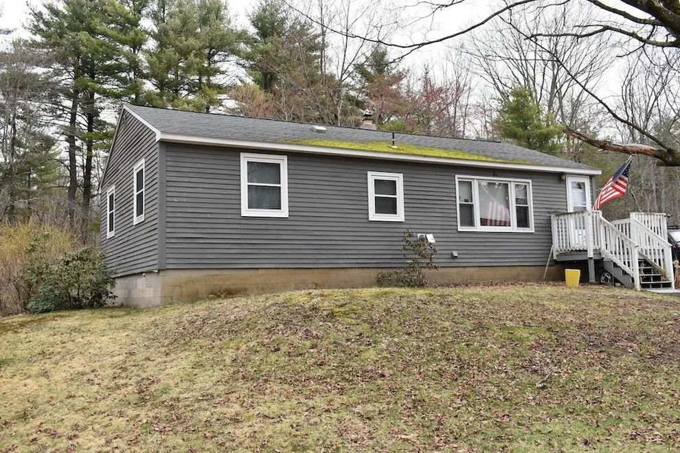 Unit for sale at 133 Mount Delight, Deerfield, NH 03037