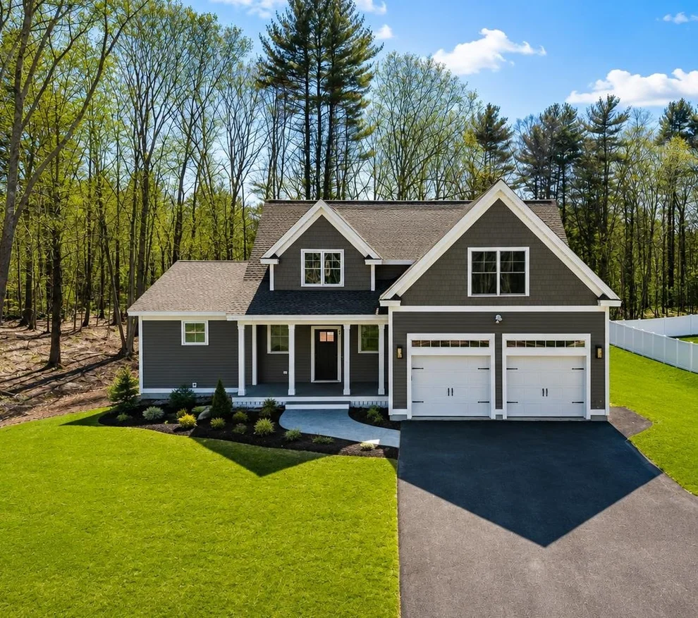 Unit for sale at 7 Washburn Farm, Kittery, ME 03905