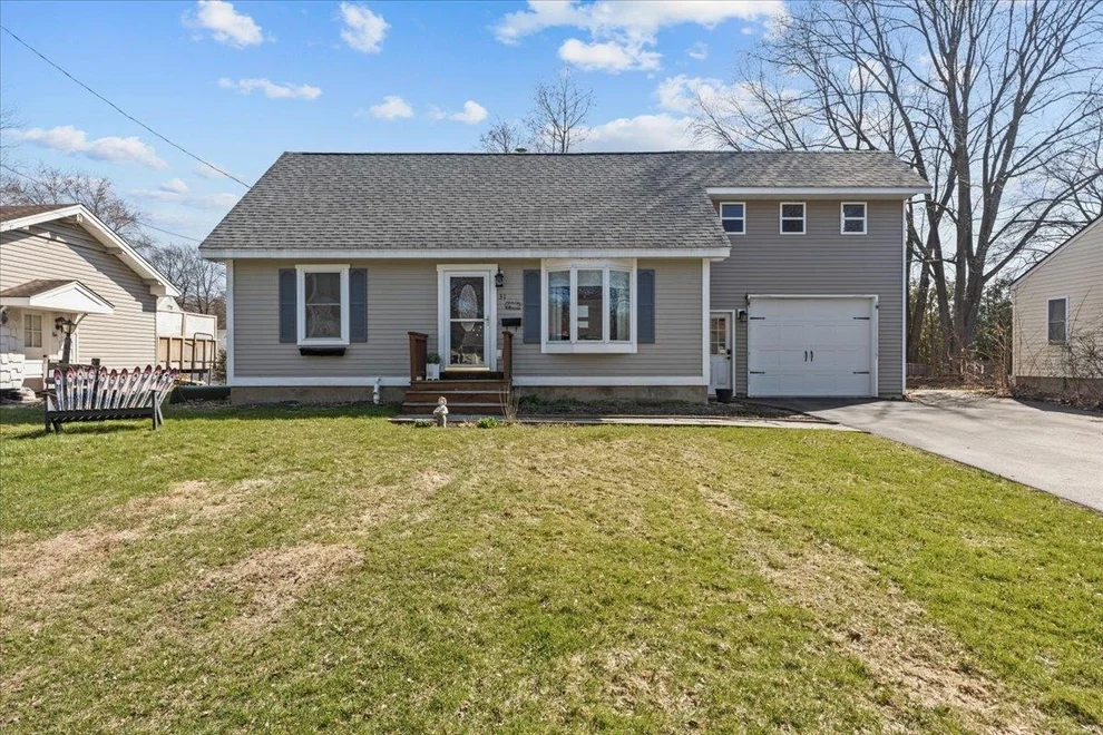 Unit for sale at 31 Greening, South Burlington, VT 05403