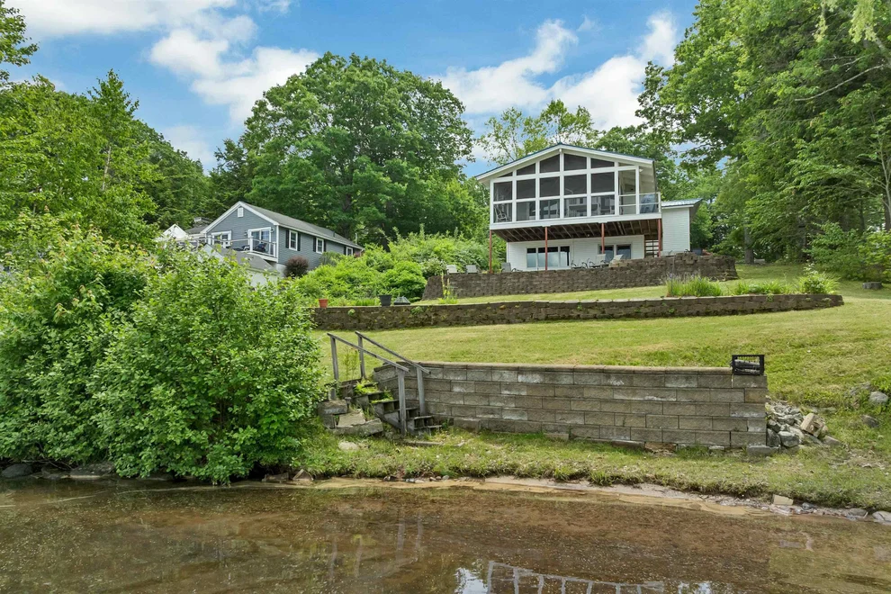 Unit for sale at 179 Nicola, Middleton, NH 03887