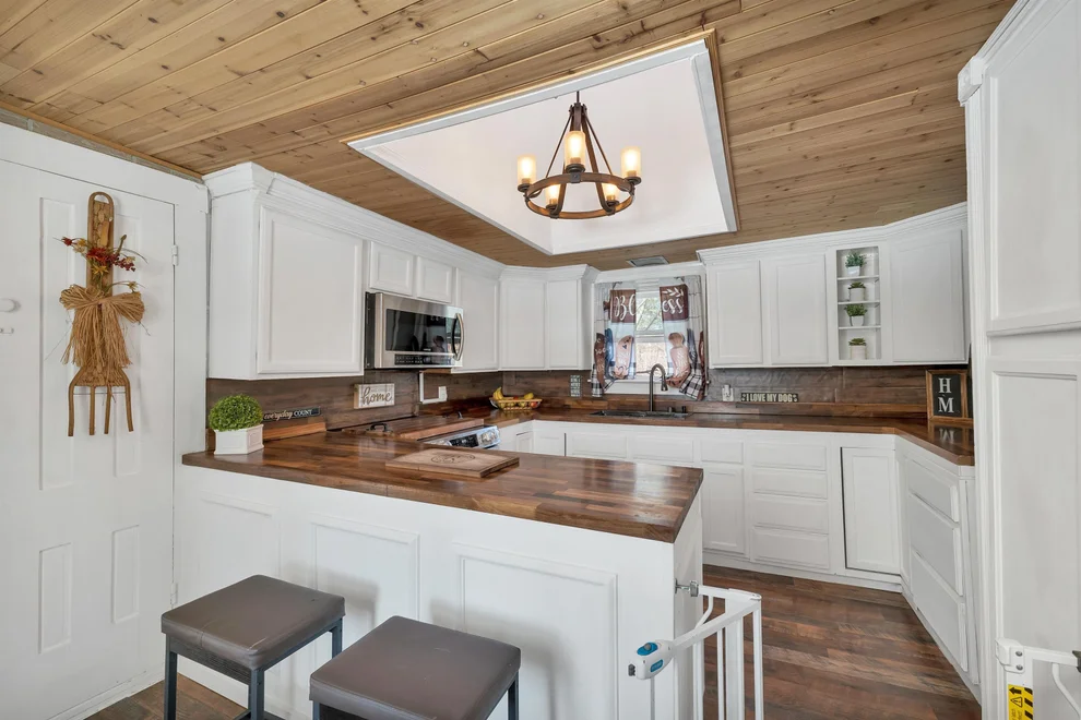 Unit for sale at 357 New Rye, Epsom, NH 03234
