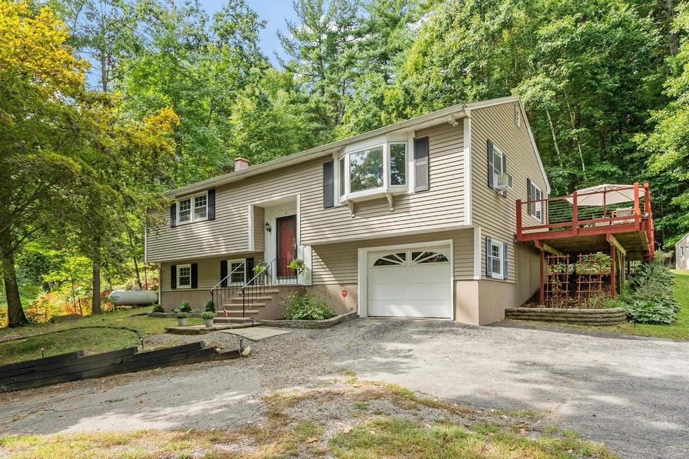 Unit for sale at 12 Parker, Nashua, NH 03062