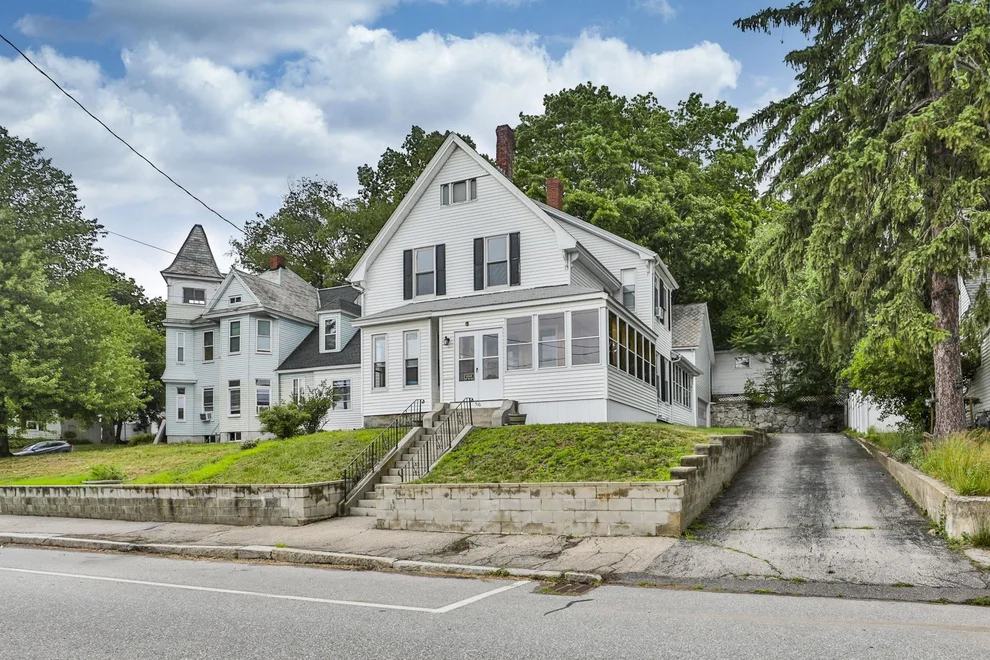 Unit for sale at 516 Lake, Manchester, NH 03103