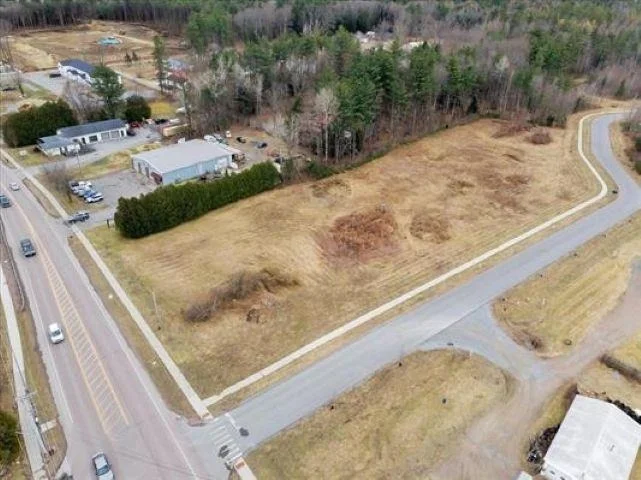 Unit for sale at 350 Rte 7 South, Milton, VT 05468