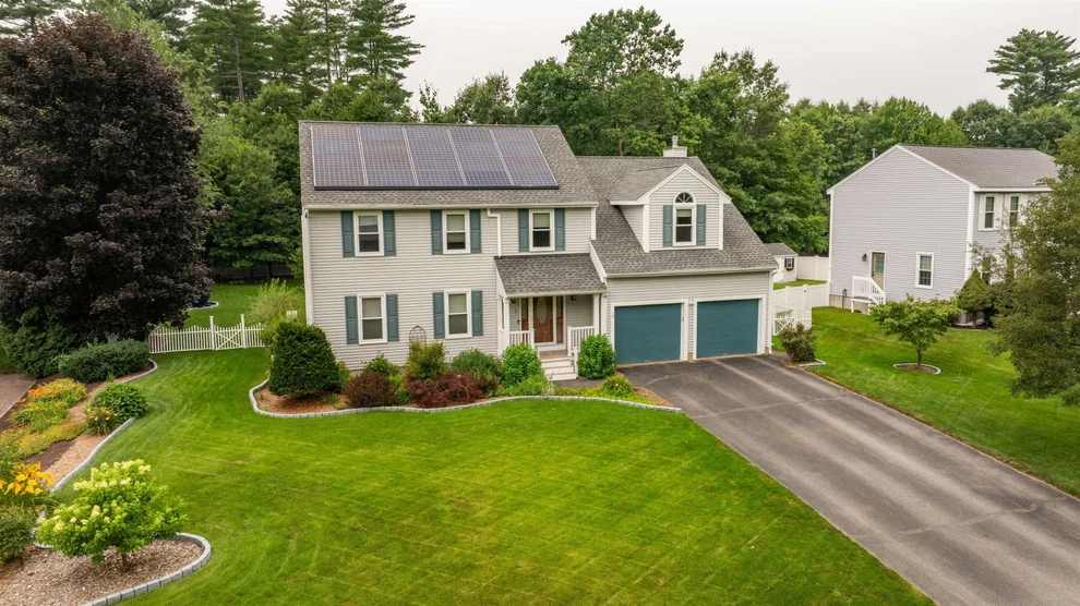 Unit for sale at 3 Drake, Merrimack, NH 03054