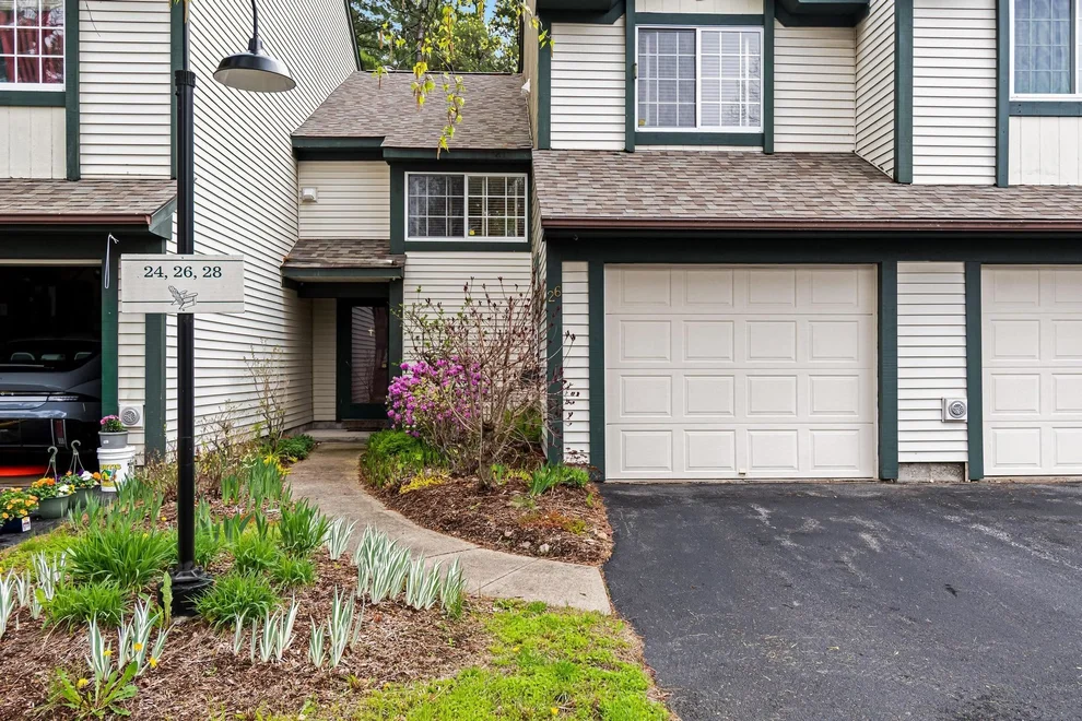 Unit for sale at 26 Lake Forest, Burlington, VT 05401