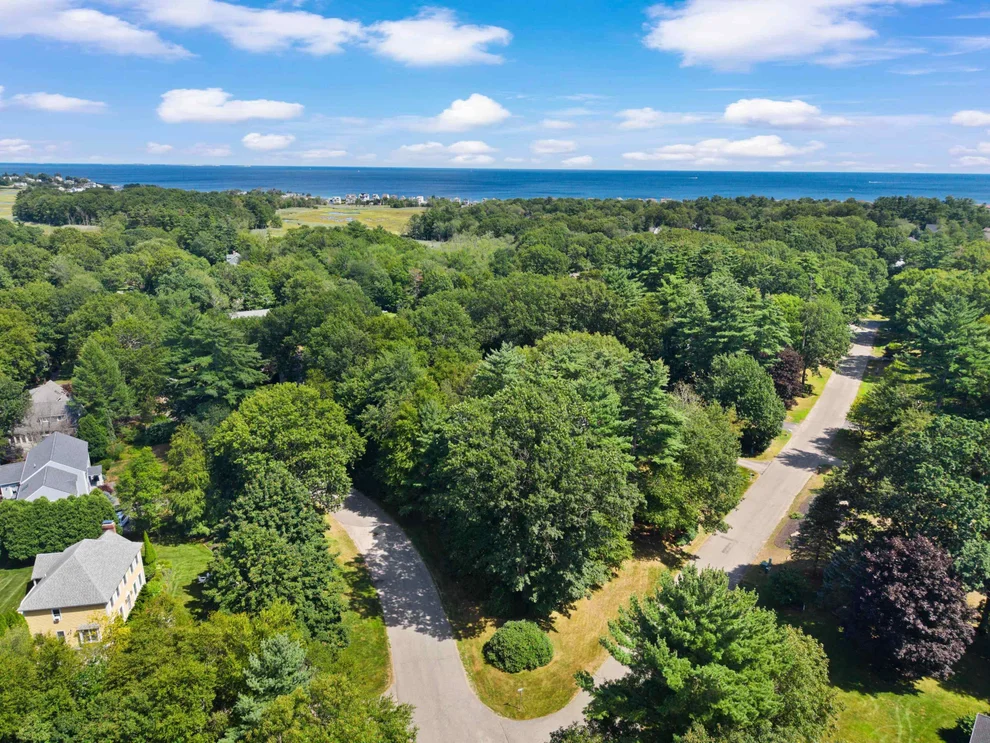 Unit for sale at 11 Great Gate, Hampton, NH 03842