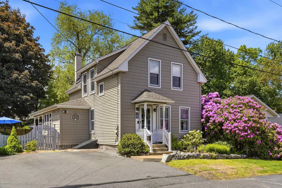 Unit for sale at 118 Highland Park, Manchester, NH 03109