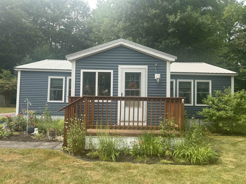 Unit for sale at 68 Gooseberry, Rochester, NH 03867