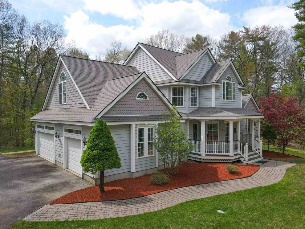 Unit for sale at 17 Aldrich, Litchfield, NH 03052