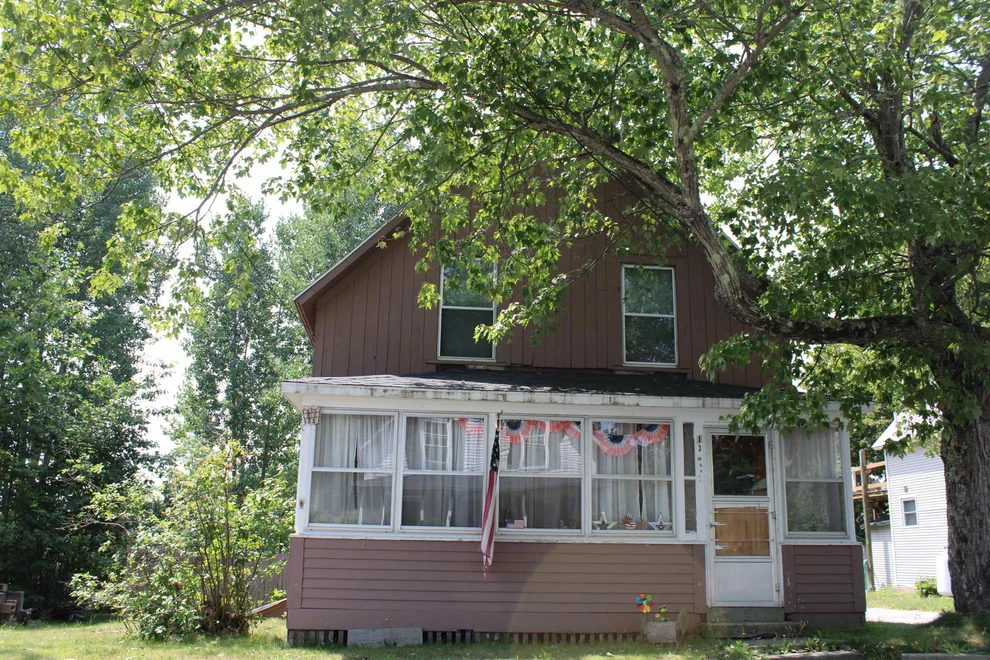 Unit for sale at 13 Maple, Lincoln, NH 03251