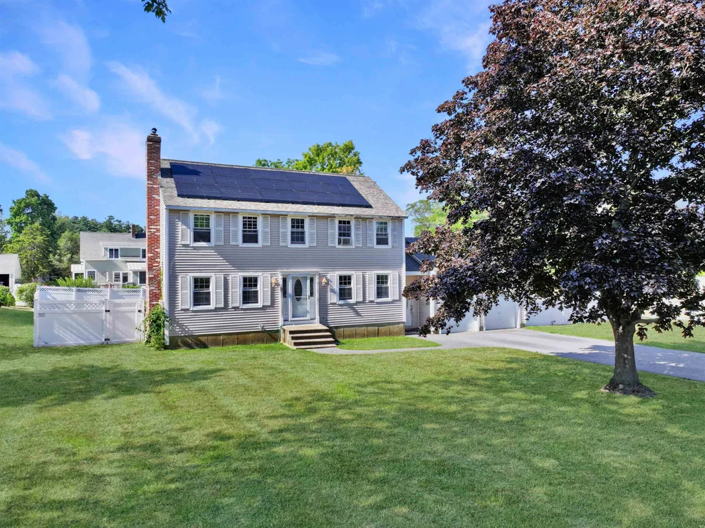 Unit for sale at 2 Jeffrey, Hampton, NH 03842