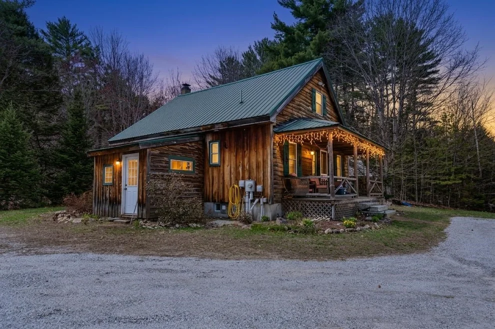 Unit for sale at 89 Morrison, Alexandria, NH 03222