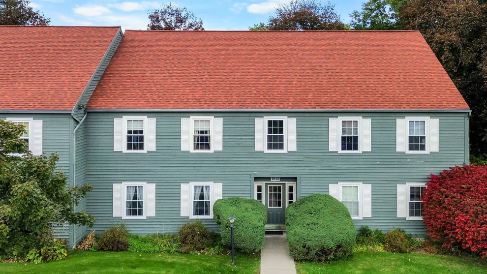 Unit for sale at 29 Twin Oaks, South Burlington, VT 05403