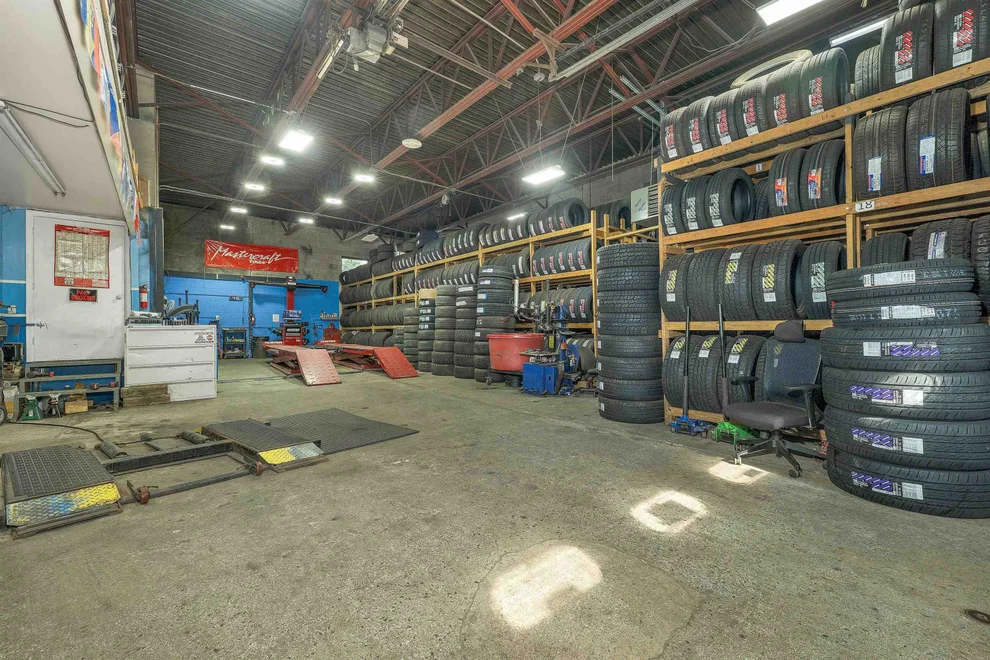 Unit for sale at 4-6 Belknap, Nashua, NH 03061