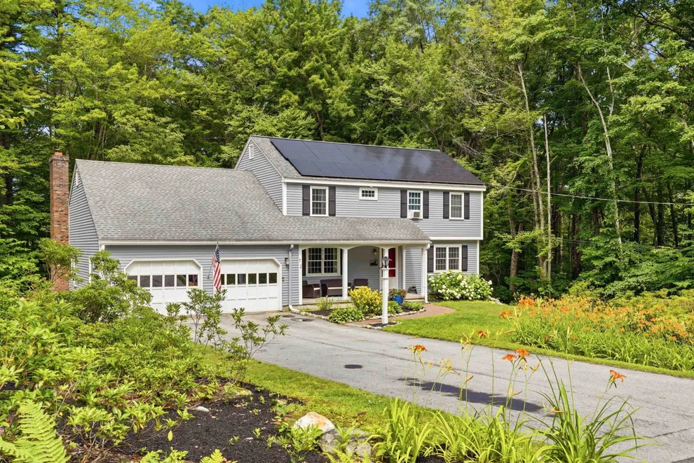 Unit for sale at 72 Old Farm, Bedford, NH 03110