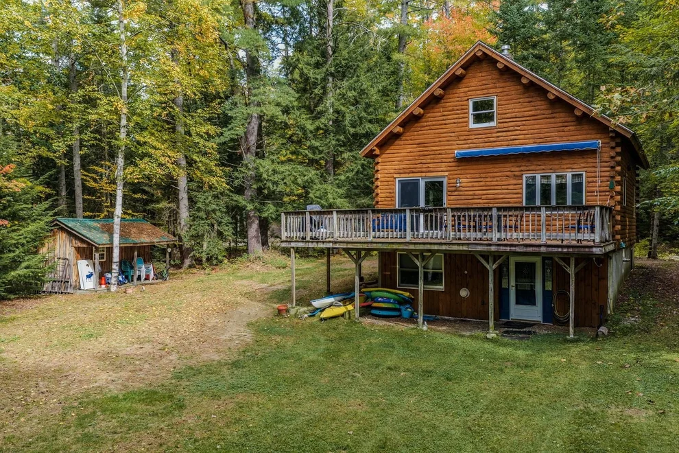 Unit for sale at 275 White Mountain, Haverhill, NH 03785