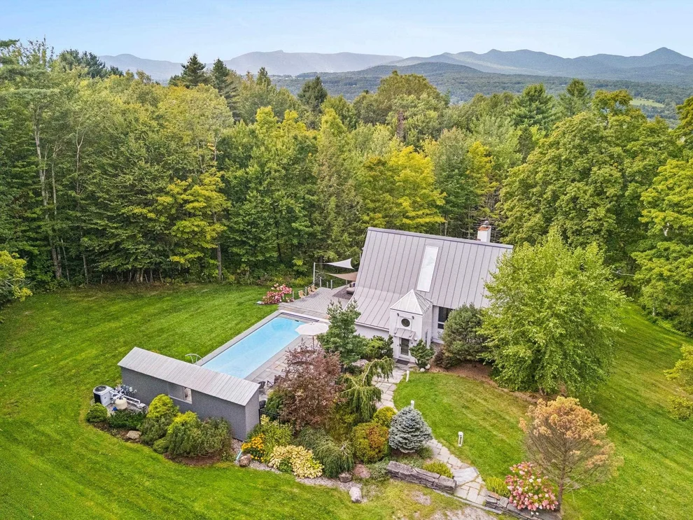 Unit for sale at 133 Glenbrook, Stowe, VT 05672