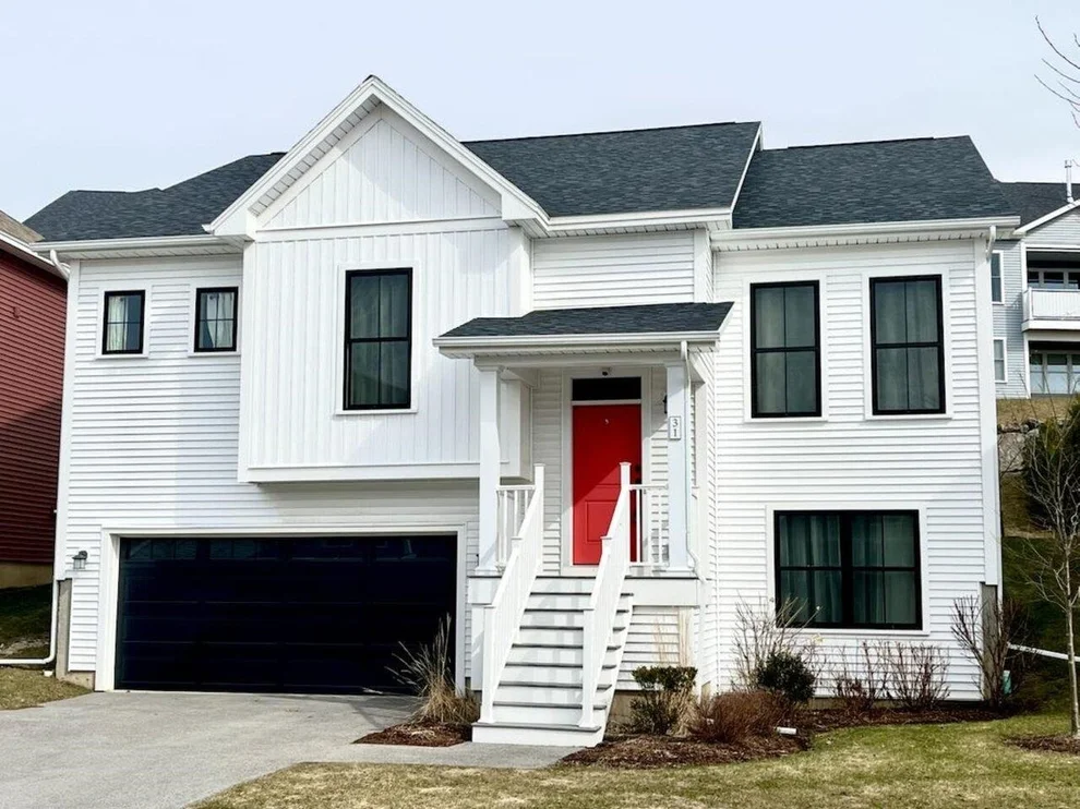 Unit for sale at 31 Ledge, South Burlington, VT 05403