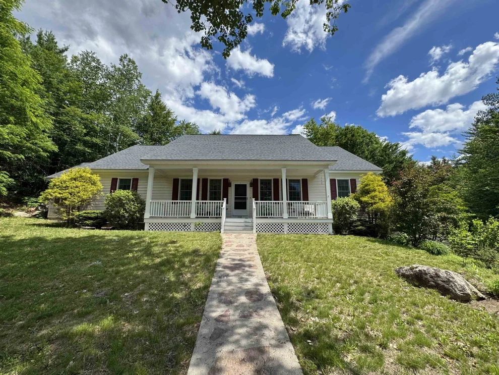 Unit for sale at 138 Samuel Hale, Hales Location, NH 03860