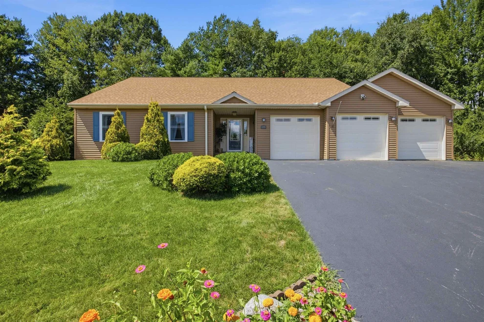 Unit for sale at 77 Linny, Laconia, NH 03246