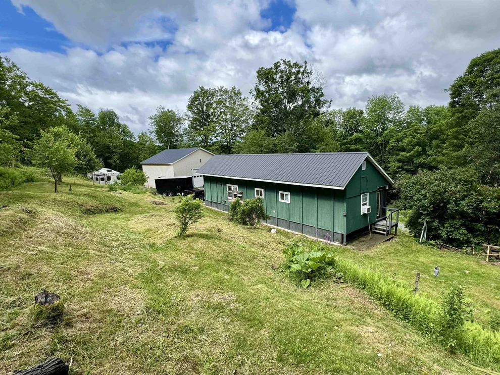 Unit for sale at 1049 Kingdom, Albany, VT 05820