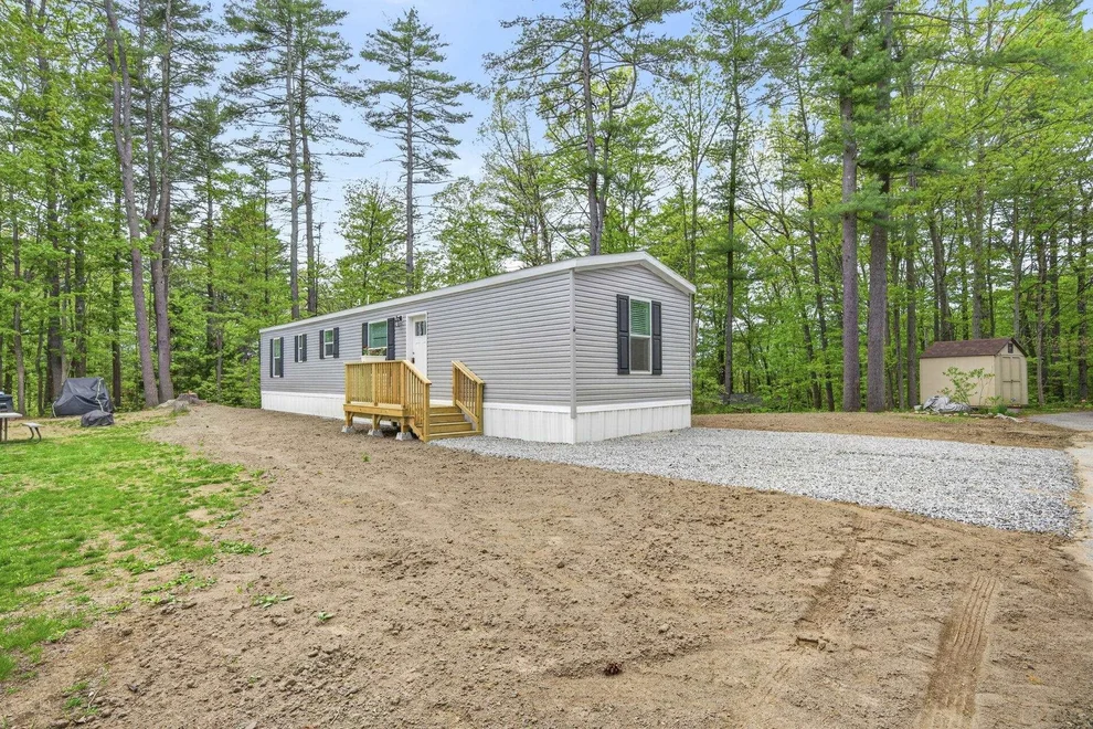 Unit for sale at 6 Neil, Allenstown, NH 03275