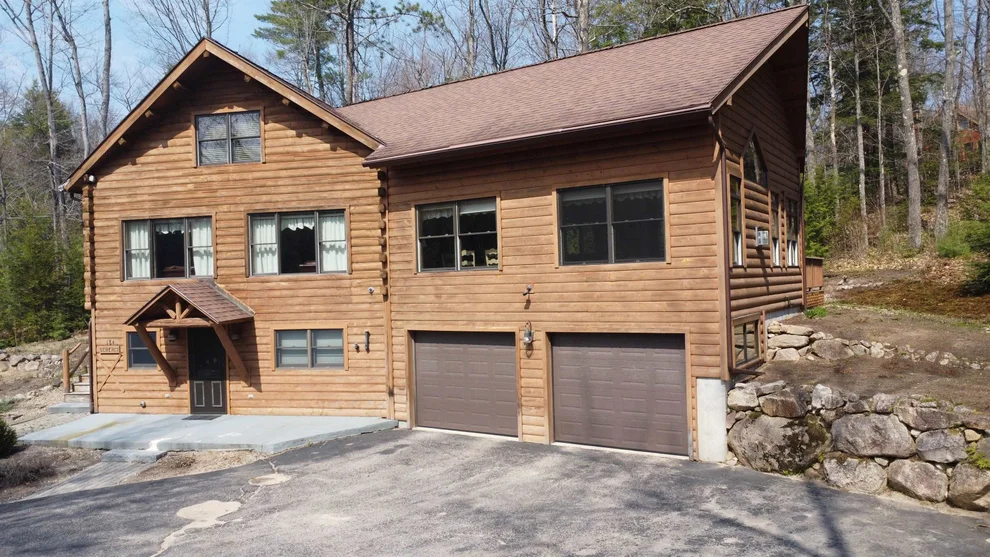 Unit for sale at 184 Covered Bridge, Bartlett, NH 03812