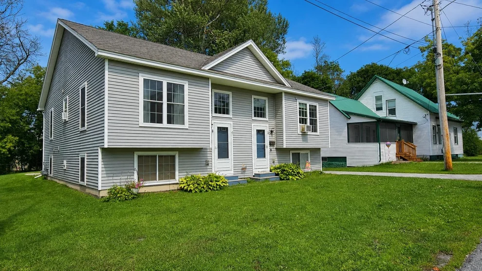 Unit for sale at 9A New, St. Albans City, VT 05478