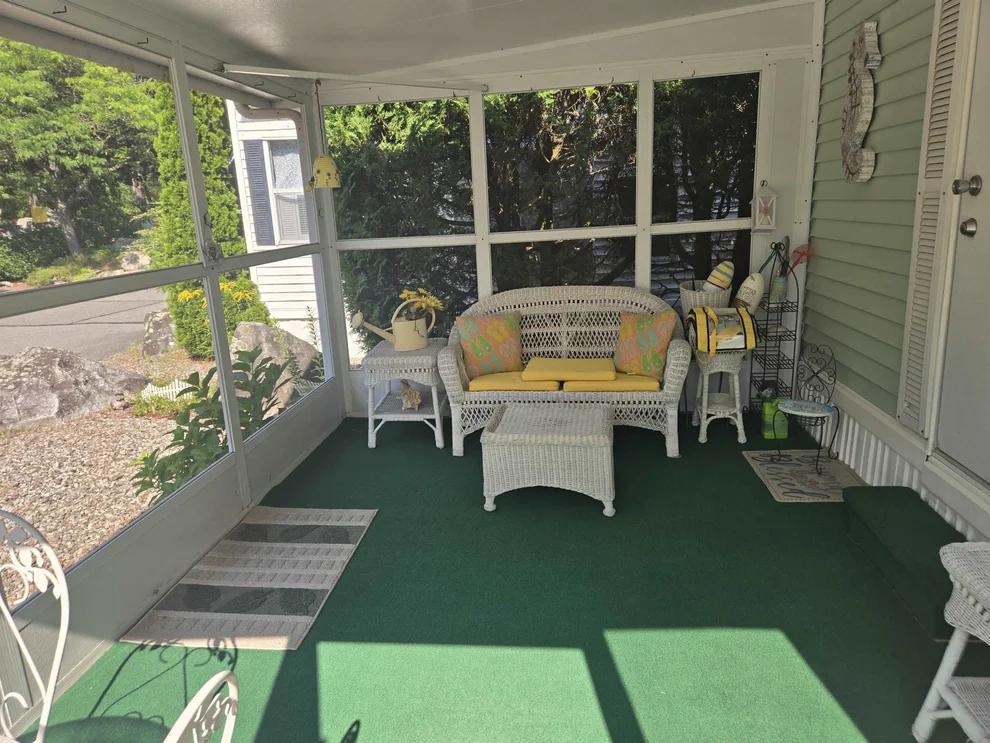 Unit for sale at 308 State Route 286, Seabrook, NH 03874
