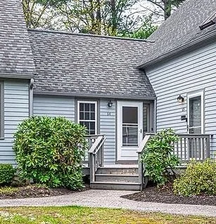 Unit for sale at 64 Glengarry, Stratham, NH 03885