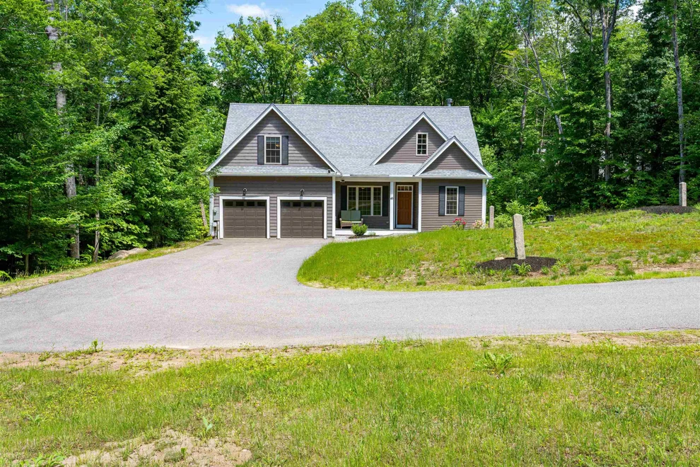 Unit for sale at 45 Washington, Bartlett, NH 03812