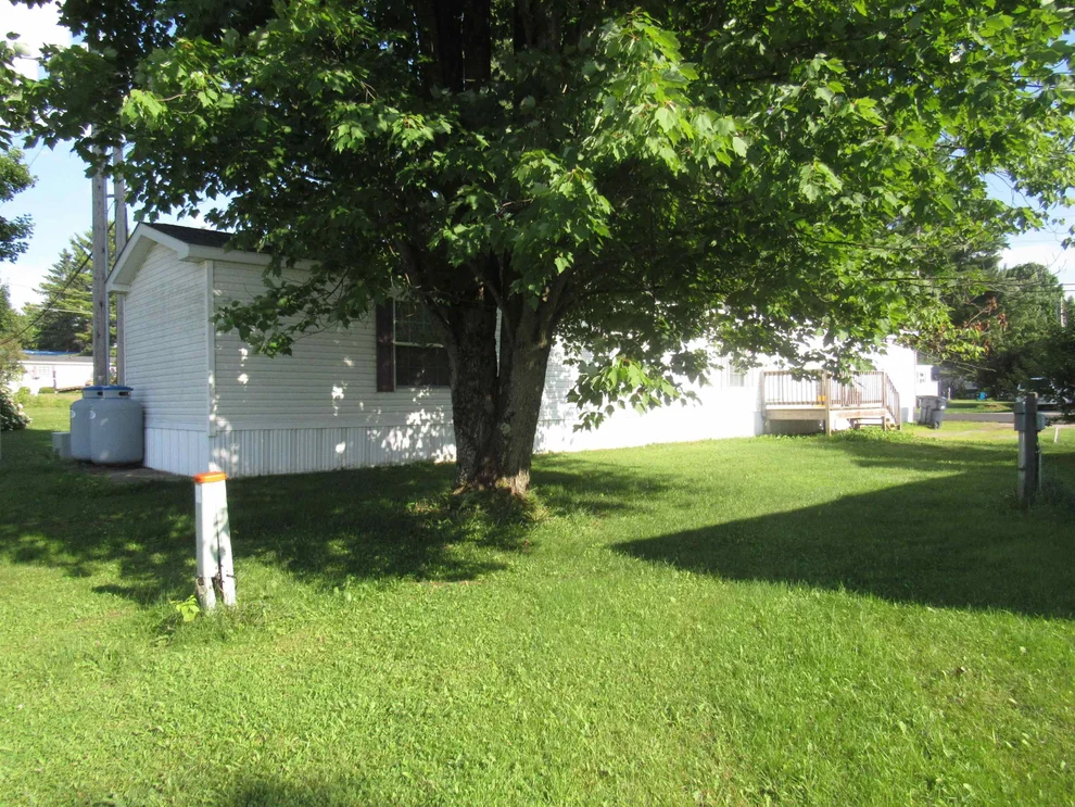 Unit for sale at 2477 US ROUTE 5 C-11, Derby, VT 05829