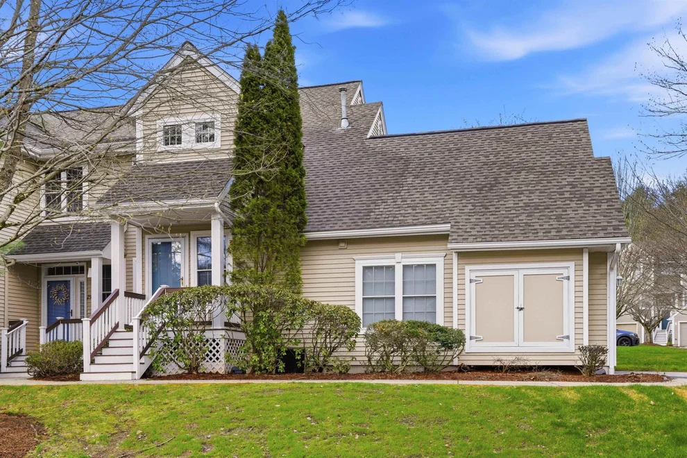 Unit for sale at 23 Bourne, Bedford, NH 03110