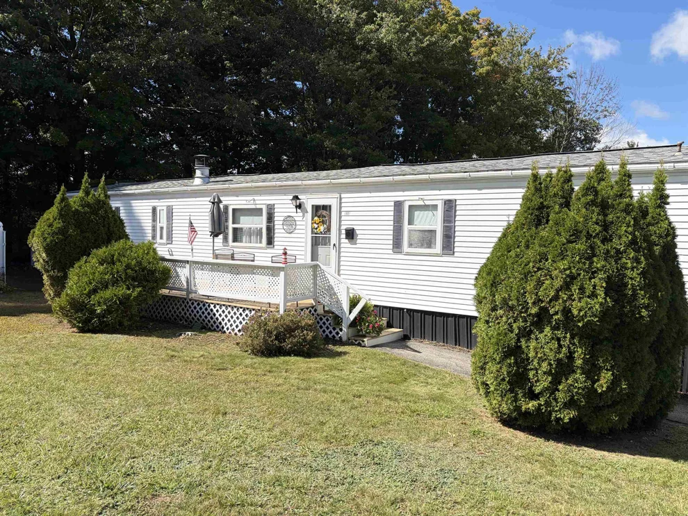 Unit for sale at 17 Sandalwood, Kittery, ME 03904