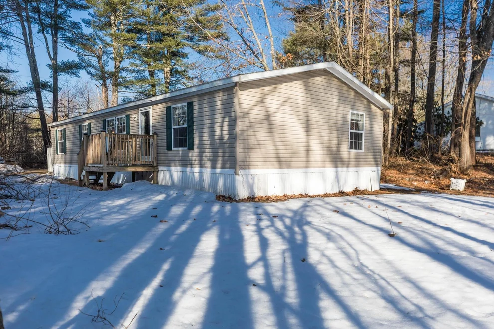 Unit for sale at 80 Brewster, Barrington, NH 03825