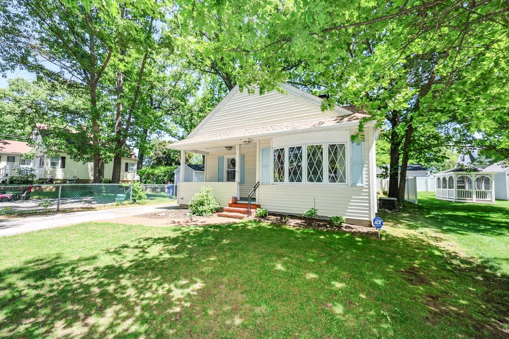 Unit for sale at 24 Gorham, Manchester, NH 03102