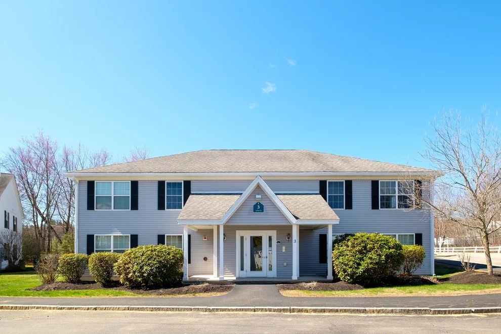 Unit for sale at 3 Tampa, Rochester, NH 03867