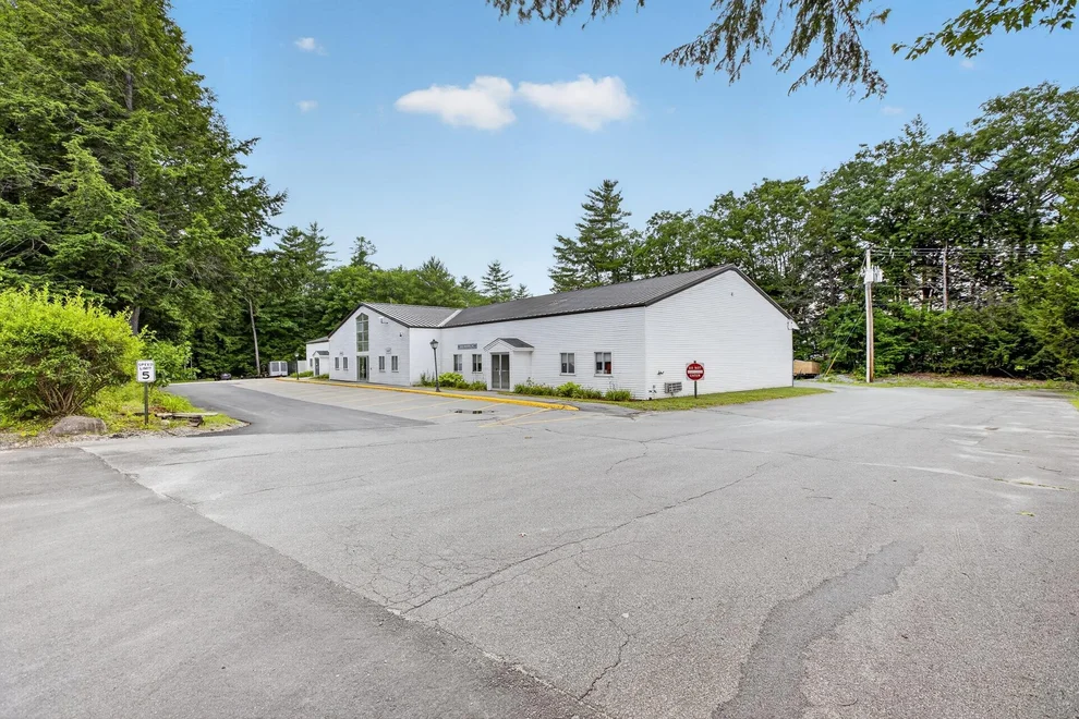 Unit for sale at 462 West Main, Hillsborough, NH 03244
