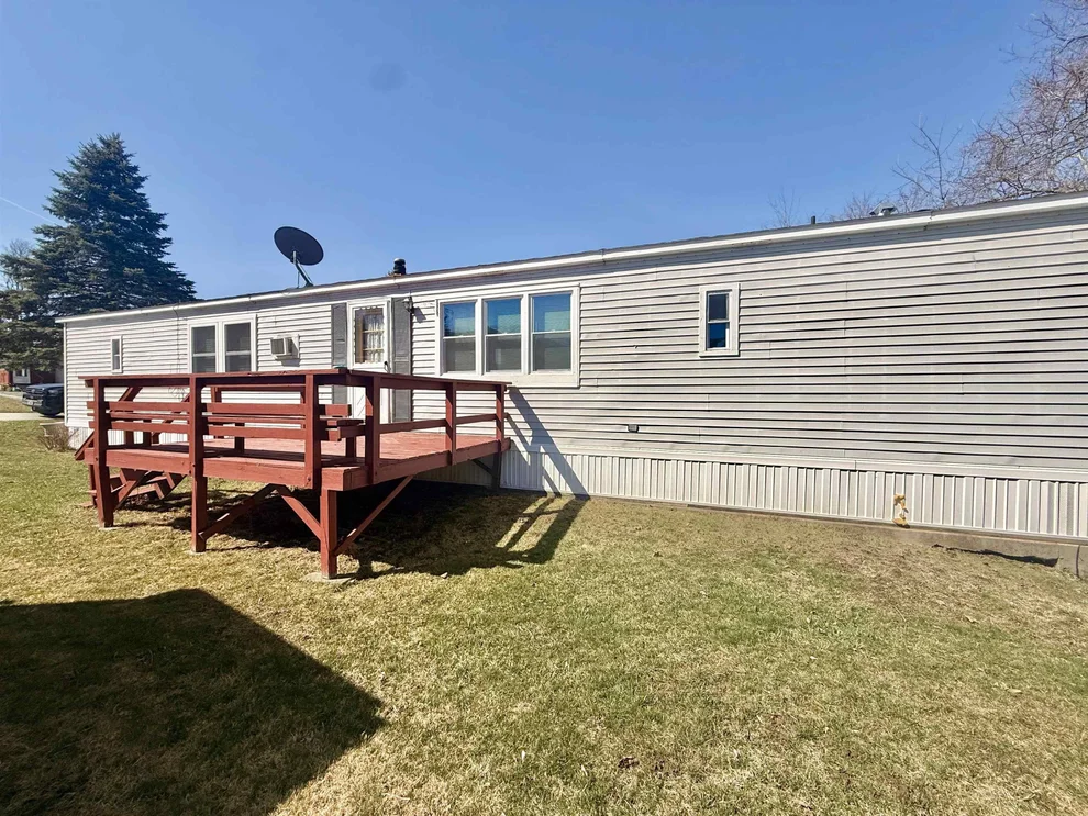 Unit for sale at 9 Billings Mobile, Rutland City, VT 05701