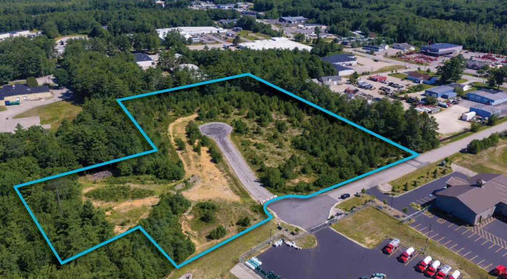 Unit for sale at 0 Gator Rock, Somersworth, NH 03878