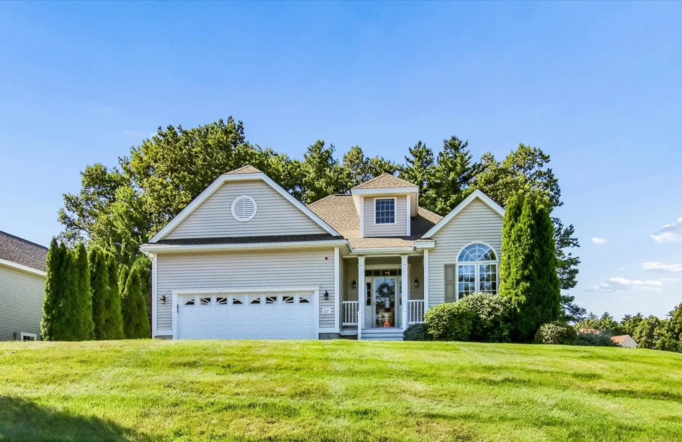 Unit for sale at 27 Saint Andrews, Londonderry, NH 03053