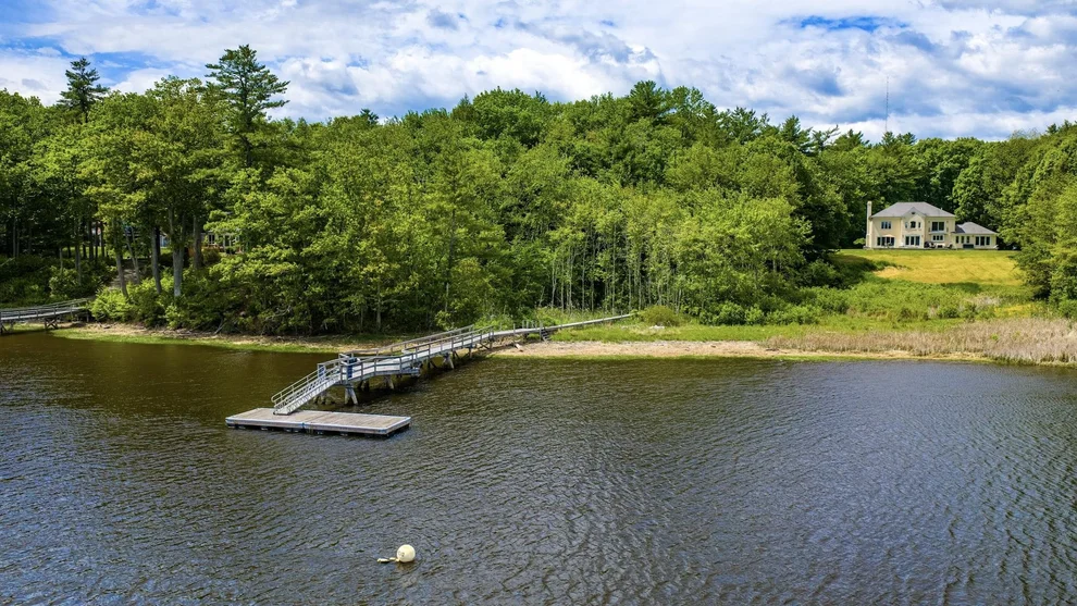 Unit for sale at 4 Cullen Bay, Dover, NH 03820